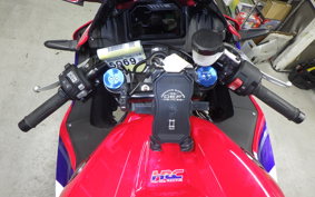 HONDA CBR600RR 2025 PC40