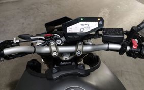 YAMAHA MT-09 2015 RN34J