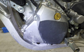 KAWASAKI KX250 KX252E