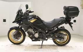 SUZUKI DL650 ( V-Strom 650 ) XTA 2020 C733A