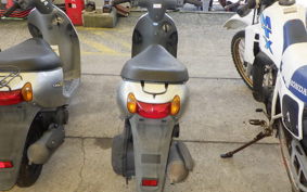 SUZUKI LET's 4 CA45A