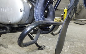 YAMAHA AG100 2010