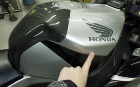 HONDA CBR1000RR 2005