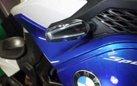 BMW F900R 2023