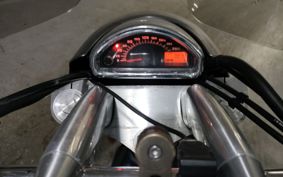 SUZUKI BOULEVARD 400 2010 VK57A