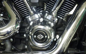 HARLEY FXBRS1870 2021