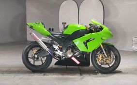 KAWASAKI ZX 10 NINJA R 2004 ZXT00C