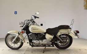 YAMAHA DRAGSTAR 250 VG02J