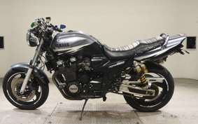 YAMAHA XJR1300 2002 RP03J