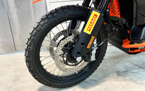 KTM 790 ADVENTURE 2023 TS340