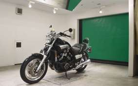 YAMAHA VMAX 2001
