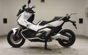 HONDA X-ADV 750 2025 RH21