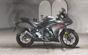 YAMAHA YZF-R25 RG10J