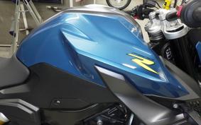 BMW F900R 2025
