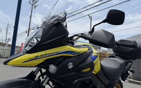 SUZUKI DL650 ( V-Strom 650 ) 2023 C733M