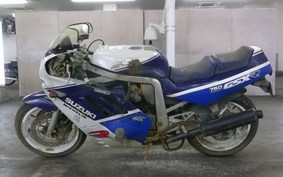 SUZUKI GSX-R750 GR77C
