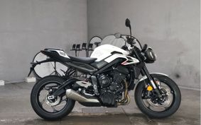 TRIUMPH STREET TRIPLE R 2026 HDA604
