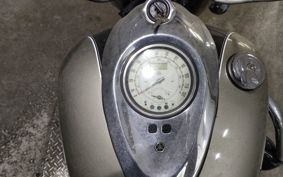 YAMAHA ROADSTER 1600 VP07