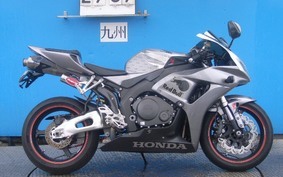 HONDA CBR1000RR 2006 SC57