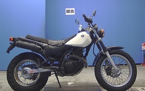 YAMAHA TW225 DG09J