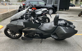 HONDA NM4 VULTUS -02 2015 RC82