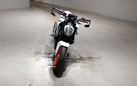 KTM 390 DUKE 2017 JPJ40