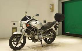 HONDA VTR 250 2003 MC33