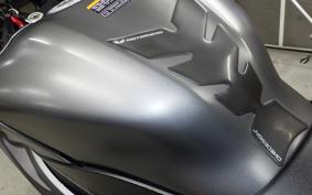 YAMAHA YZF-R6 2018