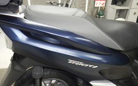 YAMAHA TRICITY 125 A SE82J