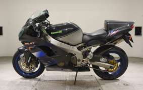 KAWASAKI ZX900R NINJA 2000 ZX900E