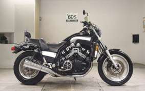 YAMAHA VMAX 2001