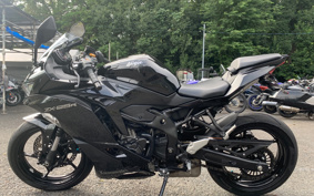 KAWASAKI NINJA ZX-25R ZX250E
