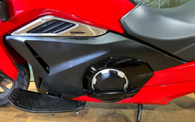 HONDA NM4 VULTUS -02 2016 RC82