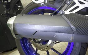 YAMAHA YZF-R15 2013