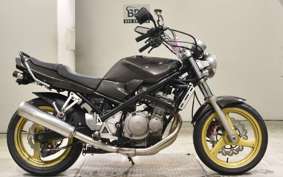 SUZUKI BANDIT 250 GJ74A
