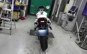 TRIUMPH STREET TRIPLE 2008