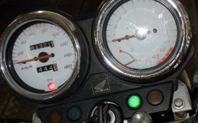 HONDA VTR 250 MC33