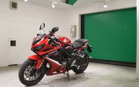HONDA CBR650R 2022 RH03