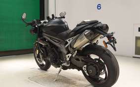 TRIUMPH STREET TRIPLE RS 2019