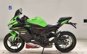 KAWASAKI ZX-25R 2022 ZX250E