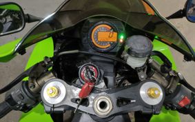 KAWASAKI ZX 10 NINJA R 2005 ZXT00C