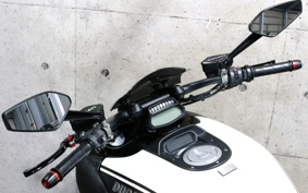 DUCATI DIAVEL 2012 G102J