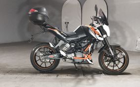 KTM 125 DUKE JGA40