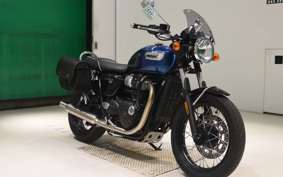 TRIUMPH BONNEVILLE T100 2023