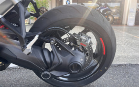 BMW R1300R 2026 0M51