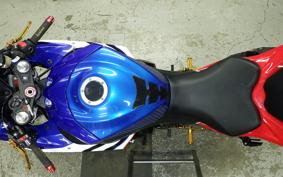 SUZUKI GSX-R1000 2016