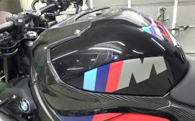 BMW M1000RMコンペティション 2026