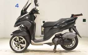 YAMAHA TRICITY 125 SE82J