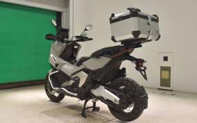HONDA X-ADV 750 2025 RH21