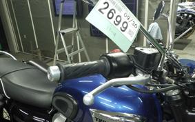 TRIUMPH BONNEVILLE T100 2023